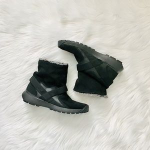 Nike Golkana Boots Sz 9